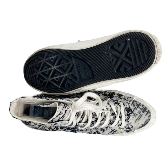 CONVERSE Chuck Taylor classic lace up high top sneakers | Textured Fabric - Picture 7 of 9